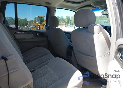 2005 GMC Envoy Xl Sle z USA, uszkodzony, nr VIN 1GKET16S256118099